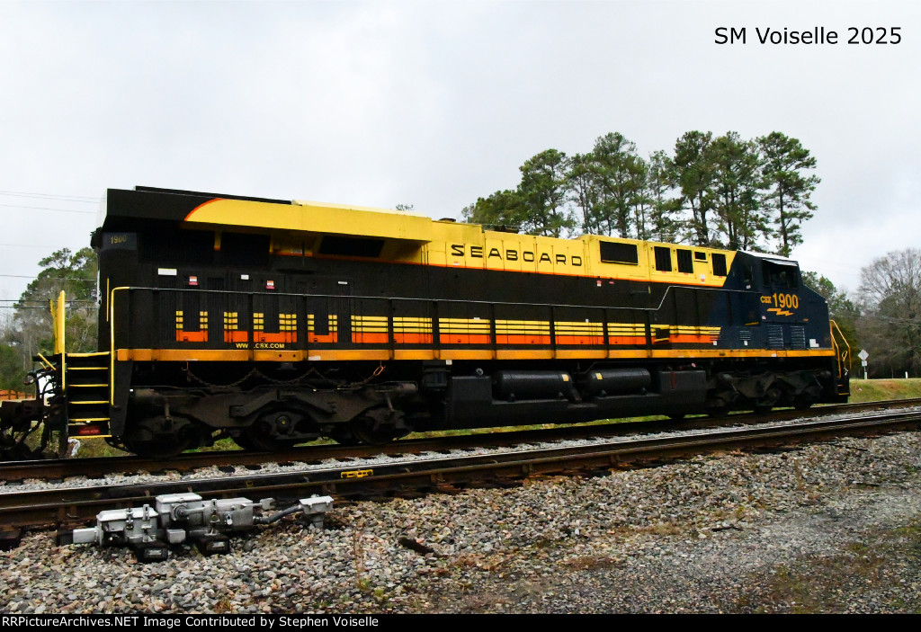 CSXT 1900 Seaboard Heritage Unit